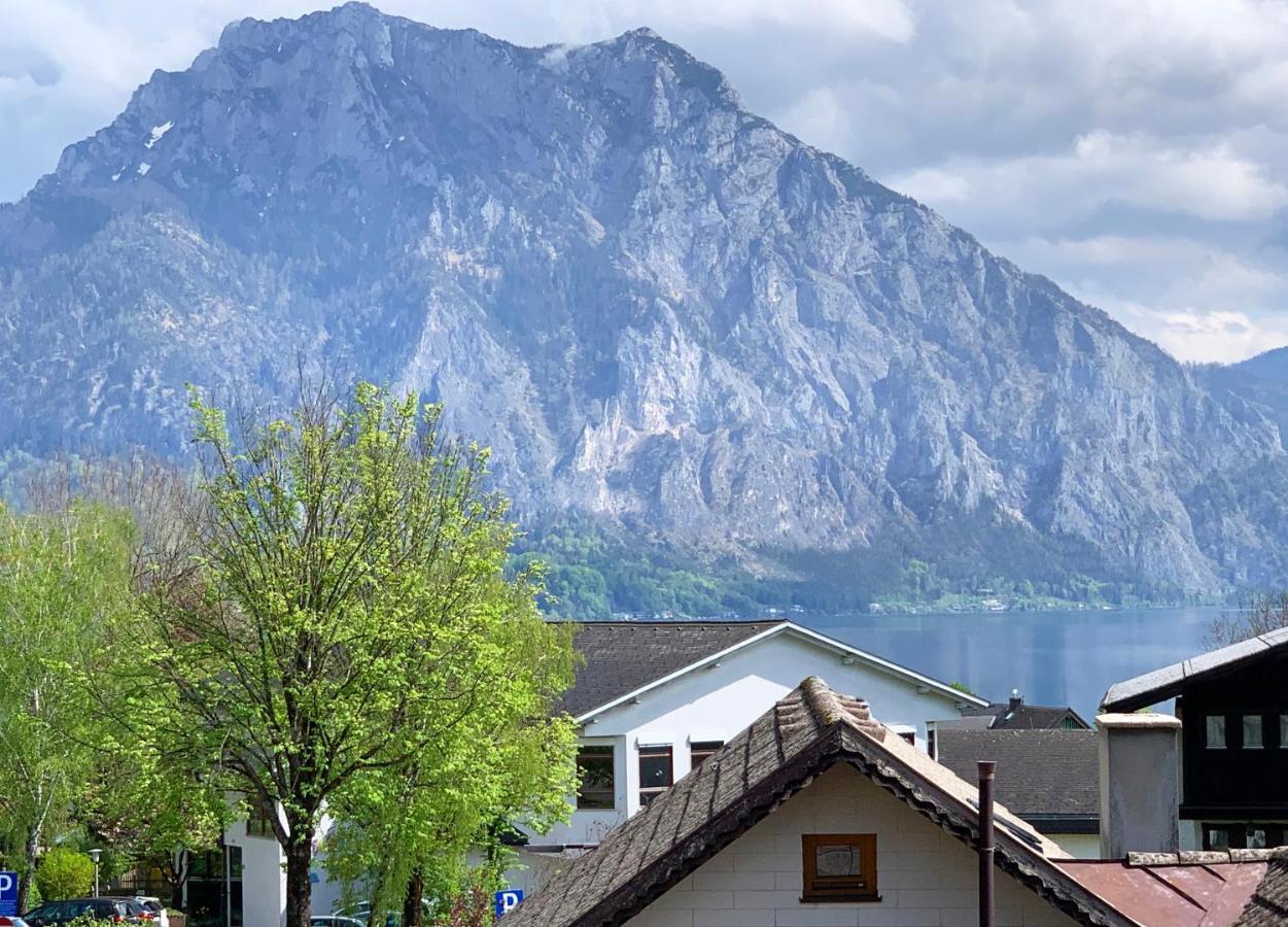Traum Panorama Apartment Mit Berg & Seeblick Altmünster Exteriör bild